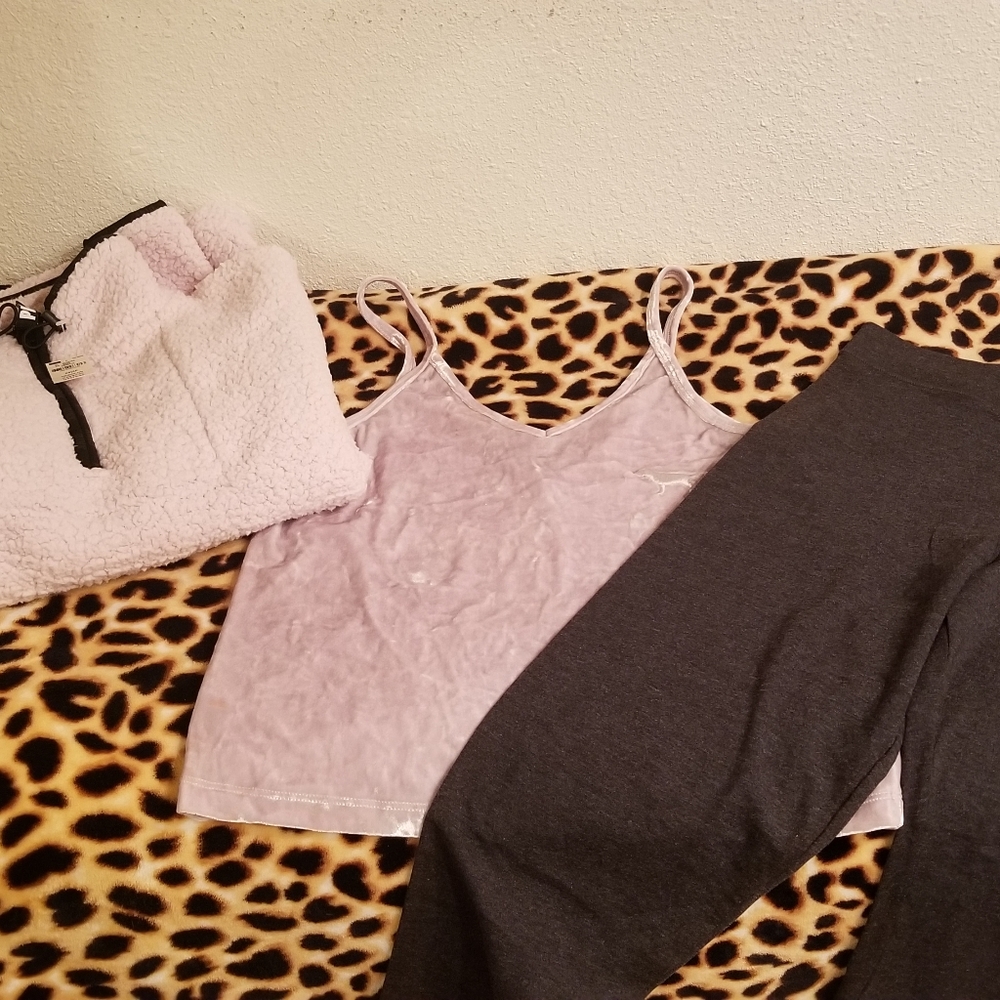 NWT/ NWOT VS Pink Sherpa Sweater Bundle